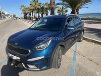 Usado Kia Niro 141 CV (103 kW) 2020 Azul SUV