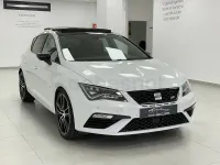 Używany Seat Leon CUPRA 300 KM (220 kW) 2018 Biały Sedan/Limuzyna