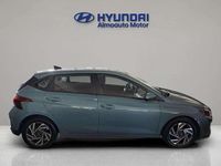 Usado Hyundai i20 101 CV (74 kW) 2024 Verde Utilitario
