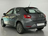 Usado Seat Ibiza CONNECT 90 CV (66 kW) 2017 Gris / plata Berlina