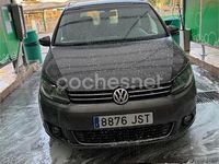 Usado VW Touran Edition 105 CV (77 kW) 2013 Gris / plata Monovolumen
