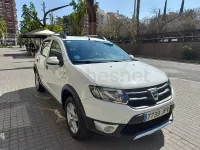 Używany Dacia Sandero Stepway 90 KM (66 kW) 2016 Biały Sedan/Limuzyna