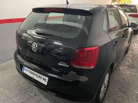 Usado VW Polo Advance 90 CV (66 kW) 2010 Negro Utilitario