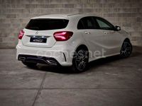 Usado Mercedes A180 AMG line 109 CV (80 kW) 2016 Blanco Berlina