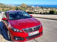 Usado Peugeot 308 Style 100 CV (73 kW) 2020 Rojo Berlina