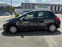 Usado Peugeot 308 Business-Line 90 CV (66 kW) 2010 Negro Berlina
