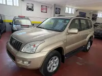 Usado Toyota Land Cruiser 173 CV (127 kW) 2008 Beige SUV
