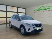 Usado Seat Arona 110 CV (80 kW) 2023 Blanco SUV