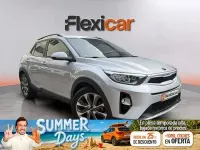 Usado Kia Stonic 100 CV (73 kW) 2019 Gris SUV