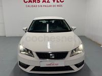 Usado Seat Leon Style 130 CV (95 kW) 2019 Blanco Berlina
