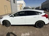 Usado Ford Focus Trend 100 CV (73 kW) 2012 Blanco Berlina