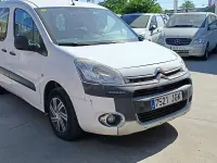 Usado Citroën Berlingo Live 75 CV (55 kW) 2016 Blanco Monovolumen