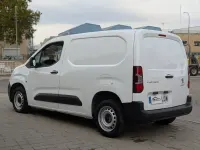 Usado Peugeot Partner Premium 100 CV (73 kW) 2020 Blanco Monovolumen