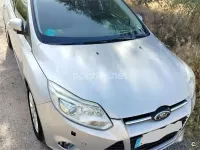 Usado Ford Focus Titanium 150 CV (110 kW) 2012 Gris / plata Berlina