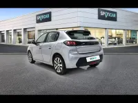 Usado Peugeot 208 Active 100 CV (73 kW) 2023 Gris Utilitario