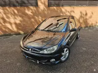 Usado Peugeot 206 90 CV (66 kW) 2004 Negro Berlina