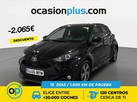 Usado Toyota Yaris Hybrid Active 116 CV (85 kW) 2024 Negro Berlina