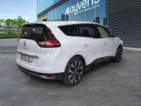 Usado Renault Grand Scénic LIMITED 140 CV (102 kW) 2022 Blanco Monovolumen