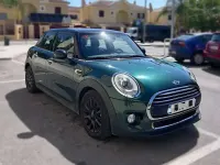 Usado Mini Cooper D 116 CV (85 kW) 2017 Verde Utilitario