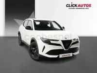 Usado Alfa Romeo Junior 136 CV (100 kW) 2025 Blanco SUV