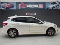 Usado BMW 116 116 CV (85 kW) 2021 Blanco Utilitario