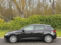Usado Seat Leon Ecomotive 110 CV (80 kW) 2015 Negro Berlina