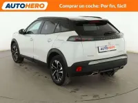 Usado Peugeot 2008 GT-line 131 CV (96 kW) 2020 Blanco SUV