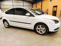 Usado Ford Focus Business Edition 100 CV (73 kW) 2007 Blanco