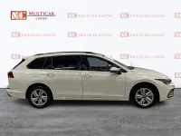 Usado VW Golf VIII Life 115 CV (84 kW) 2023 Blanco Familiar
