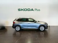 Usado Skoda Kamiq Selection 115 HP (84 kW) 2025 Cinzento SUV