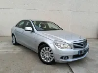 Usado Mercedes C180 Elegance 156 CV (114 kW) 2008 Gris / plata Berlina