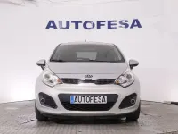 Usado Kia Rio Active 85 CV (62 kW) 2015 Plata