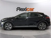 Usado Kia XCeed 101 CV (74 kW) 2024 Negro SUV