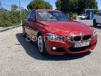 Usado BMW 318 M Sport 143 CV (105 kW) 2016 Rojo Berlina