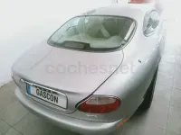 Usado Jaguar XK8 298 CV (219 kW) 2003 Gris / plata Coupe