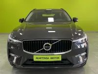 Käytetty Volvo XC60 Momentum 197 HP (144 kW) 2021 Ruskea Katumaasturi