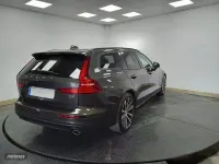 Usado Volvo V60 Momentum 197 CV (144 kW) 2022 Gris Familiar