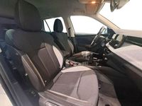 Usado Skoda Kamiq Selection 115 CV (84 kW) 2025 Blanco SUV
