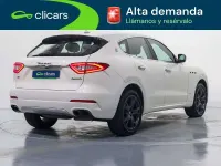 Usado Maserati Levante GranLusso 349 CV (256 kW) 2017 Blanco SUV