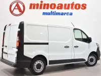 Usado Renault Trafic 114 CV (83 kW) 2022 Blanco Monovolumen