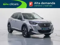 Usado Peugeot e-2008 Allure 100 kW (136 CV) 2022 Gris SUV