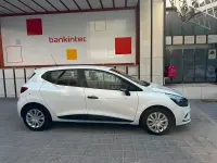Usado Renault Clio IV Business 76 CV (55 kW) 2019 Blanco Berlina