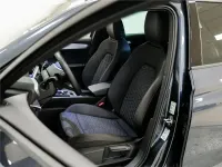 Usado Seat Leon XCELLENCE 150 HP (110 kW) 2023 Azul Sedan