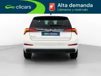 Usado Skoda Scala Ambition 110 CV (80 kW) 2023 Blanco Utilitario