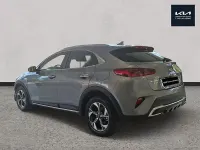 Usado Kia XCeed 140 CV (102 kW) 2025 Gris / plata SUV