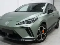 Usado MG MG4 EV 319 kW (435 CV) 2023 Verde Utilitario