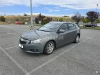 Usado Chevrolet Cruze LT 163 CV (119 kW) 2013 Gris / plata Berlina