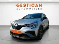 Usado Renault Captur RS Line 160 CV (117 kW) 2022 Gris / plata SUV