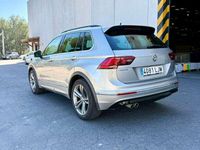 Usado VW Tiguan R-line 150 HP (110 kW) 2020 Bege SUV