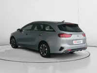 Usado Kia Ceed 141 CV (103 kW) 2021 Gris Utilitario
